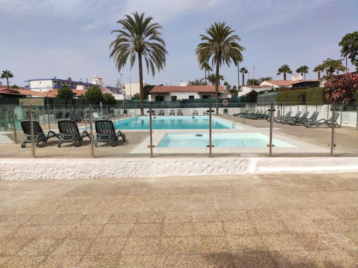 Bungalow With Private Garden Nex To Yumbo Center Villa Maspalomas  Exteriör bild